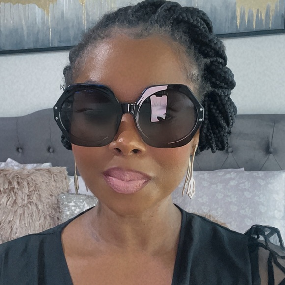 New Arrival Sunglasses “Magic” 🕶️ - Picture 8 of 8